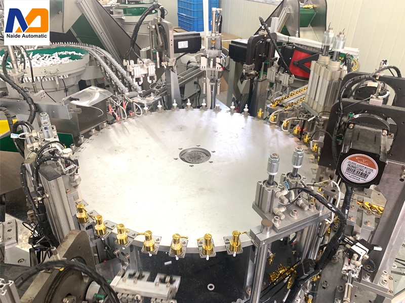 64894e7809631.jpg switch pump assembl machine 2.jpg